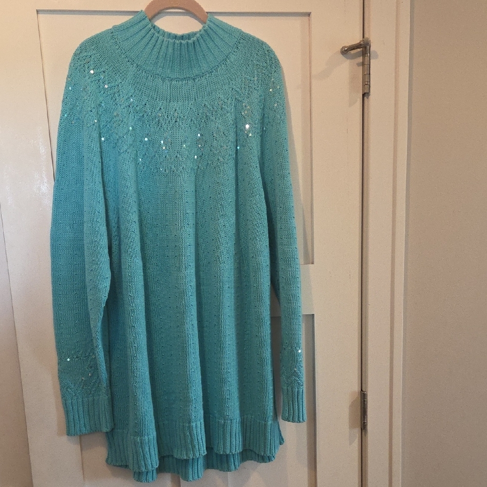 Quacker Factory Light Blue Knit Top